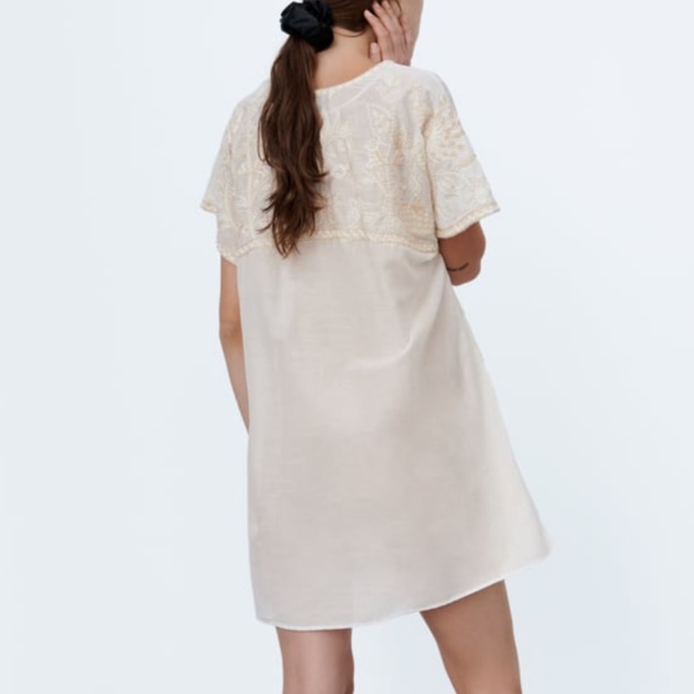 Zara embroidery flowy cotton dress - Picture 3 of 9
